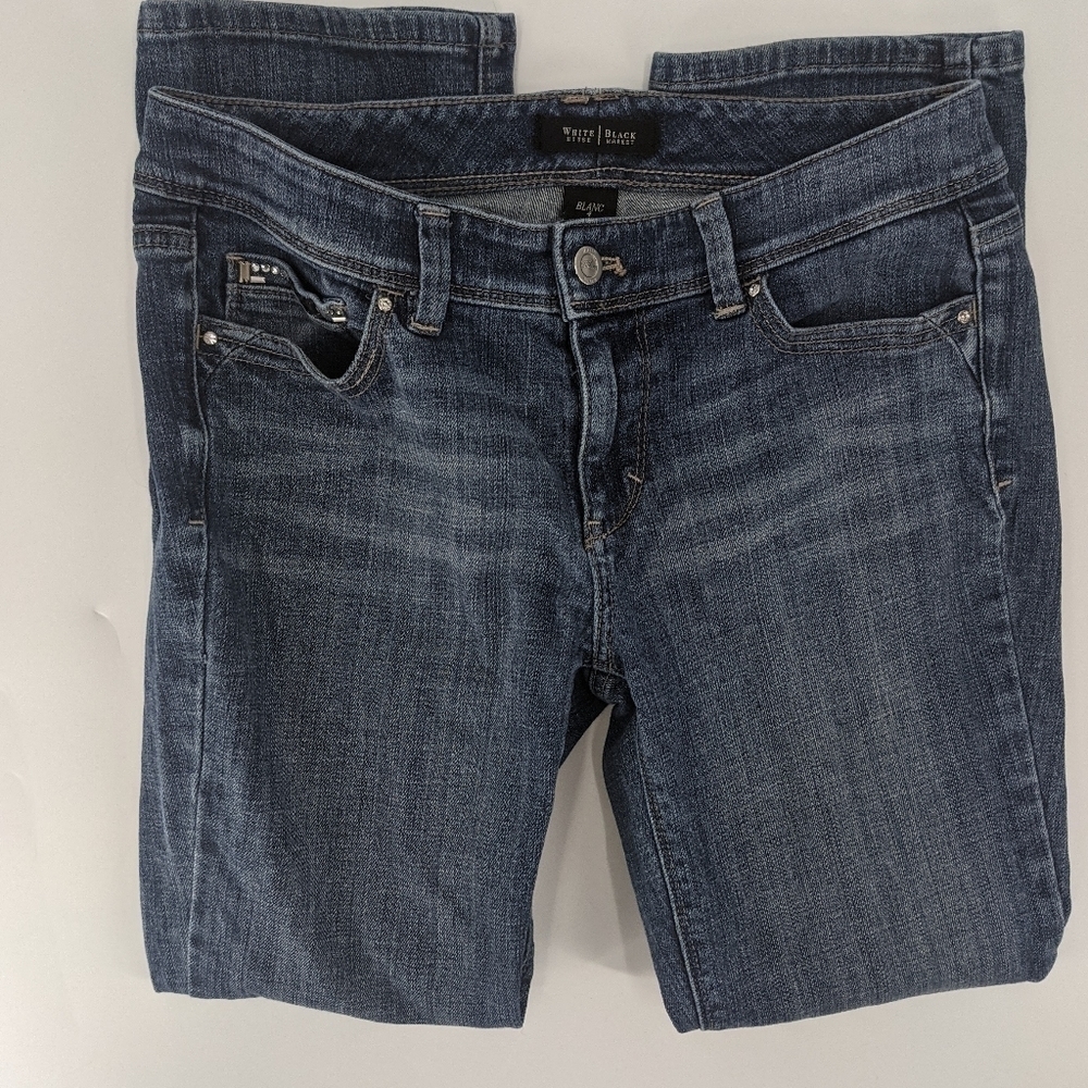 WHITE HOUSE BLACK MARKET Blanc Crop Leg Jeans